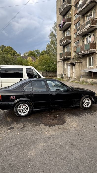 Продам корч бмв е36 1.6