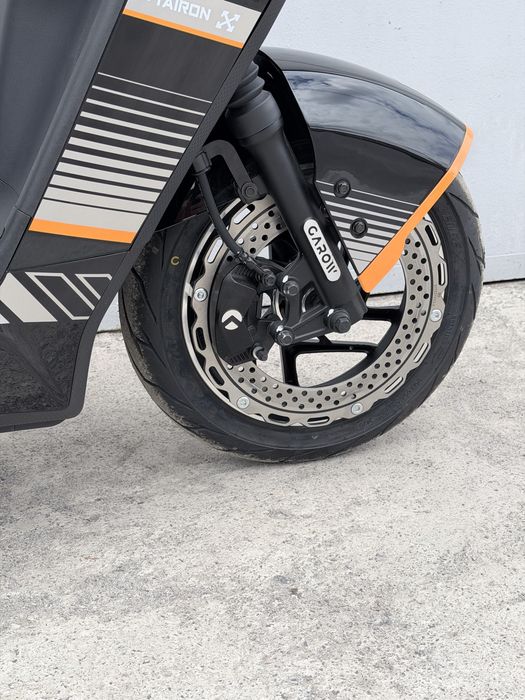 Електричний скутер Tairon Fast 011 2000w 72v/48a Lifepo4