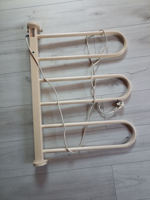 Suszarka elektryczna do ręcznikow