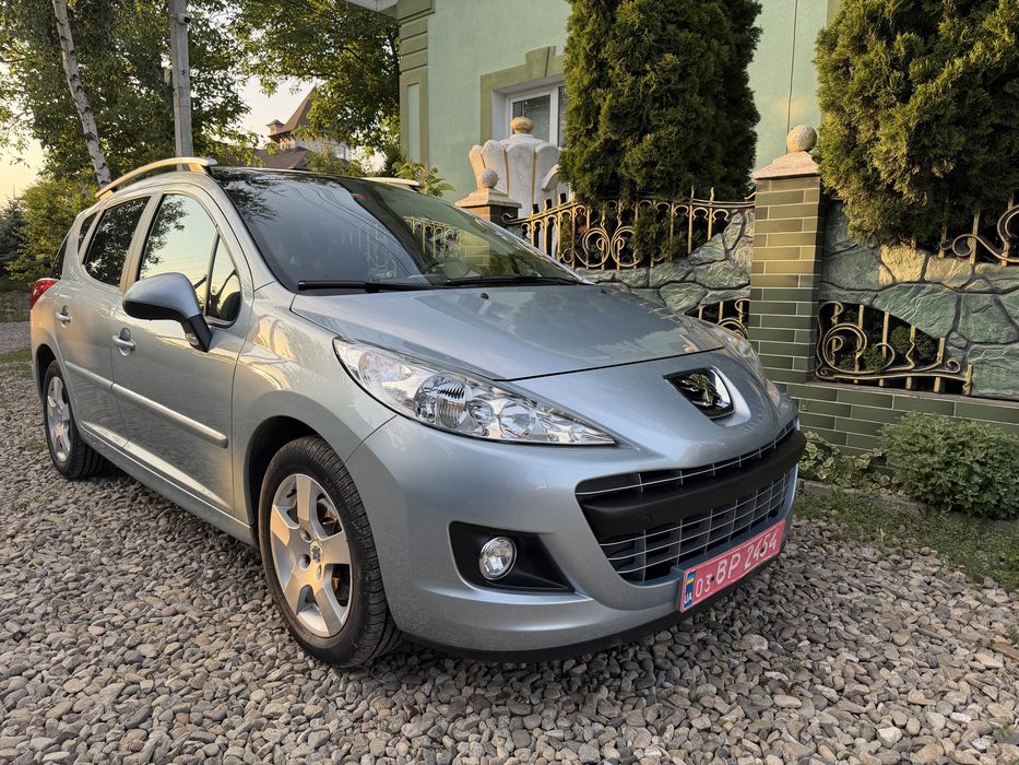 Peugeot 207 sw автомат щойно пригнаний зі швейцаріі