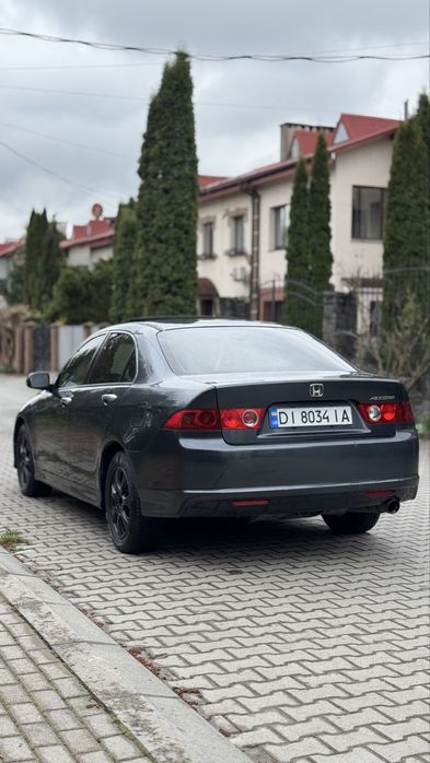 Honda Accord 7 автомат газ/бензин