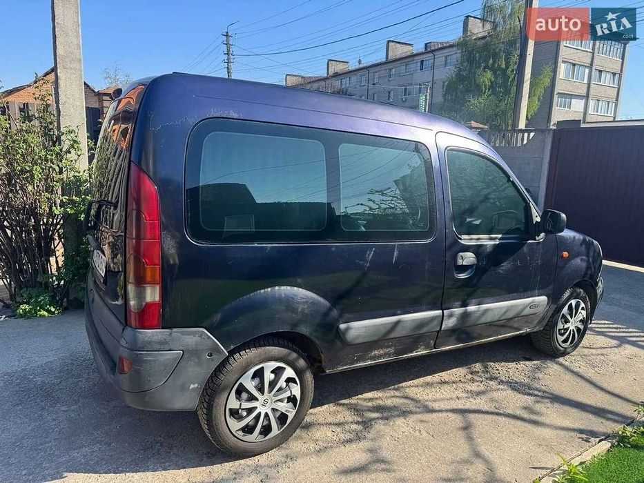 автомобіль Рено Кенго в хорошому технічному стані