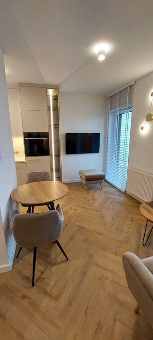 Apartament 2 pokoje,Plaza Tower II, wysoki standard, parking free