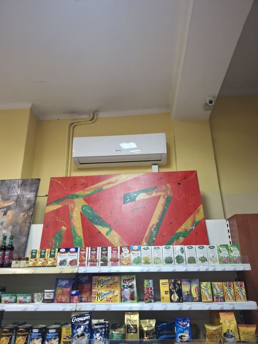 Wyposażenia sklepu, regały, wagi