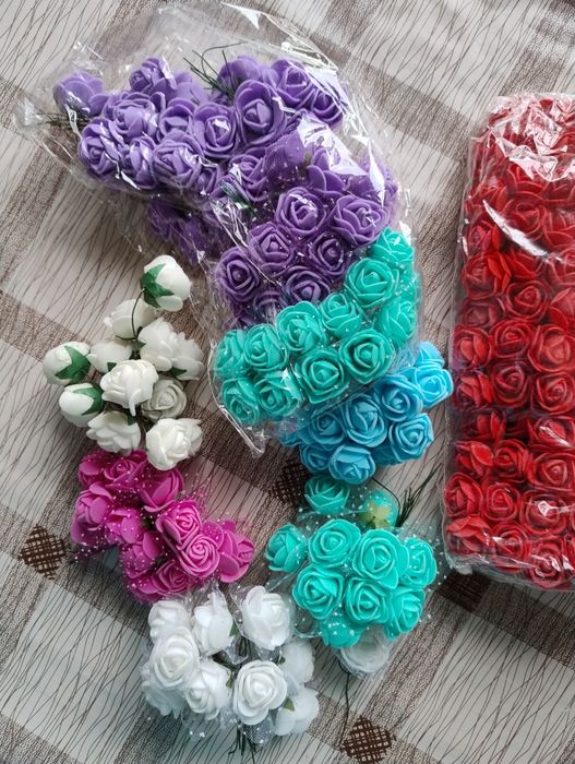 Декор троянди та сизаль