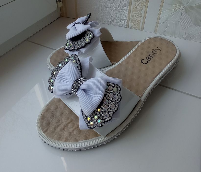 Шльопанці,тапки жіночі р.37