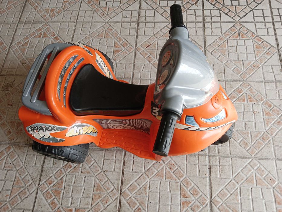 Mota elétrica a bateria