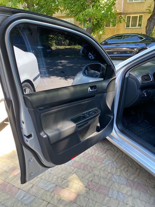 Продам Volkswagen Golf 6 2010р. 1.6TDI механіка