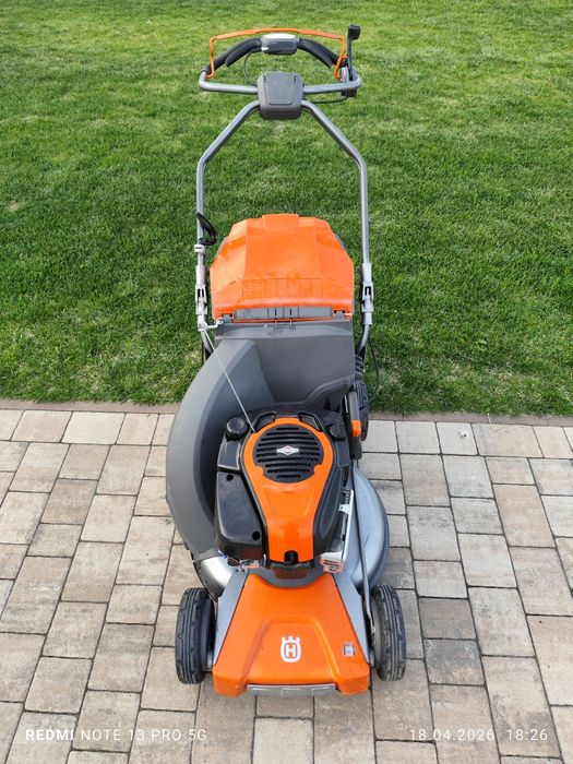 Kosiarka spalinowa Husqvarna LC 53B e z koszem napędem