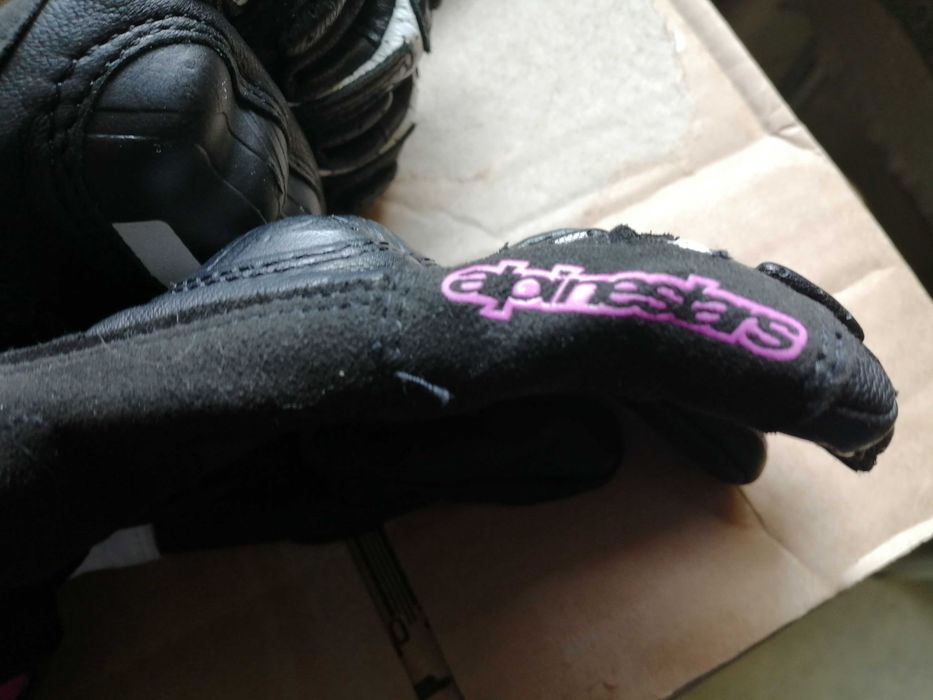 Luvas e botas Alpinestars