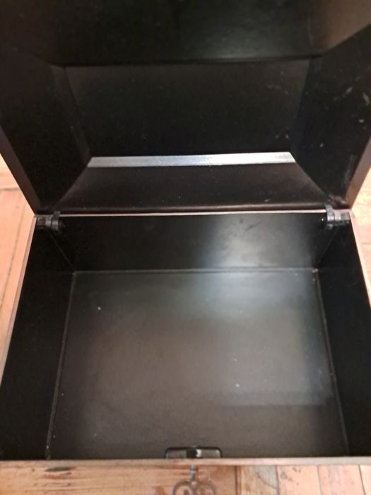 Шкатулка, ларец   .