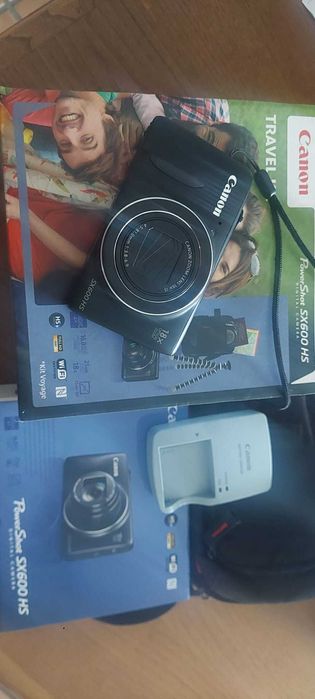Maquina fotográfica como nova com caixa e acessorios