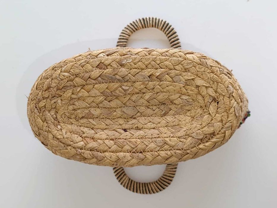 Mala Ceira em Palha Natural e aplique de Pedrinhas Coloridas