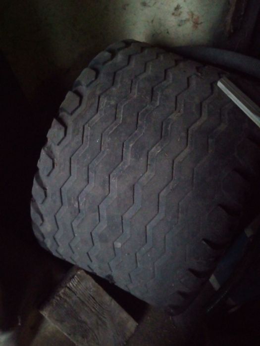 Sprzedam oponę 480 45 r17