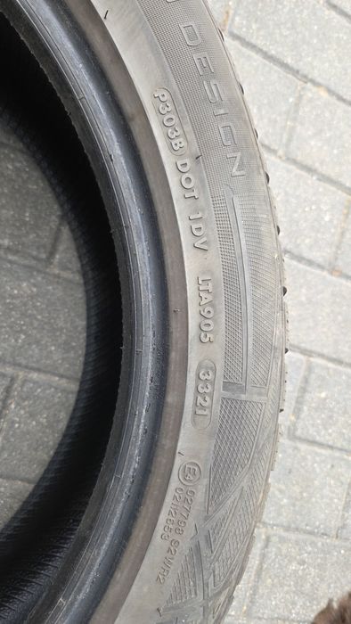 Opony zimowe 19" Vredestein 215/50/19