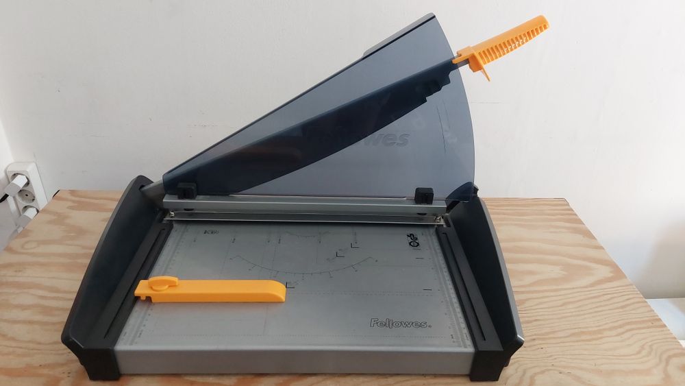 Guilhotina A3 Fellowes