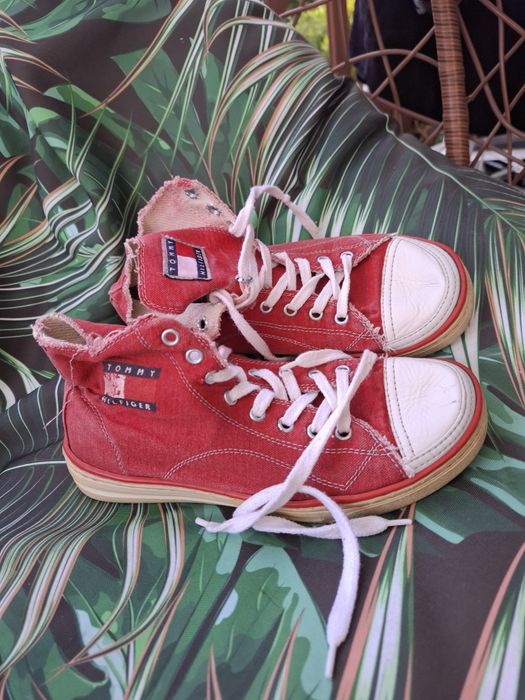 Trampki czerwone Tommy Hilfiger 37
