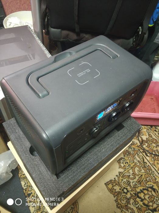 Зарядна станція Bluetti EB70