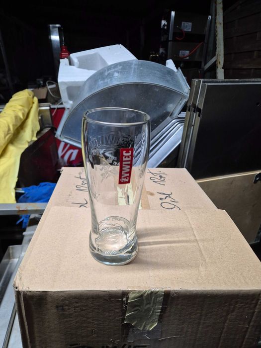 Szklanka szklanki żywiec 0.5l 0.3l