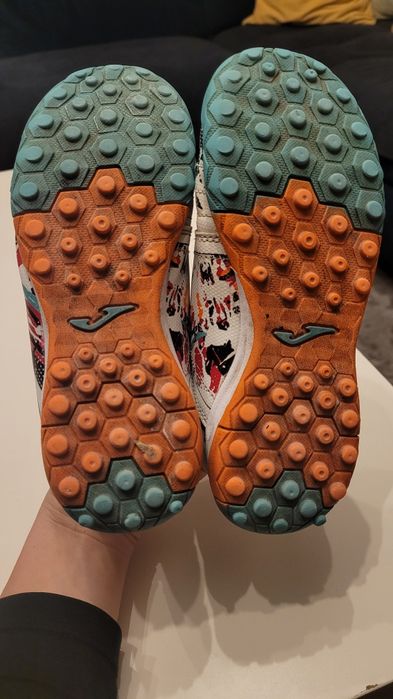 Turfy,  buty do piłki nożnej