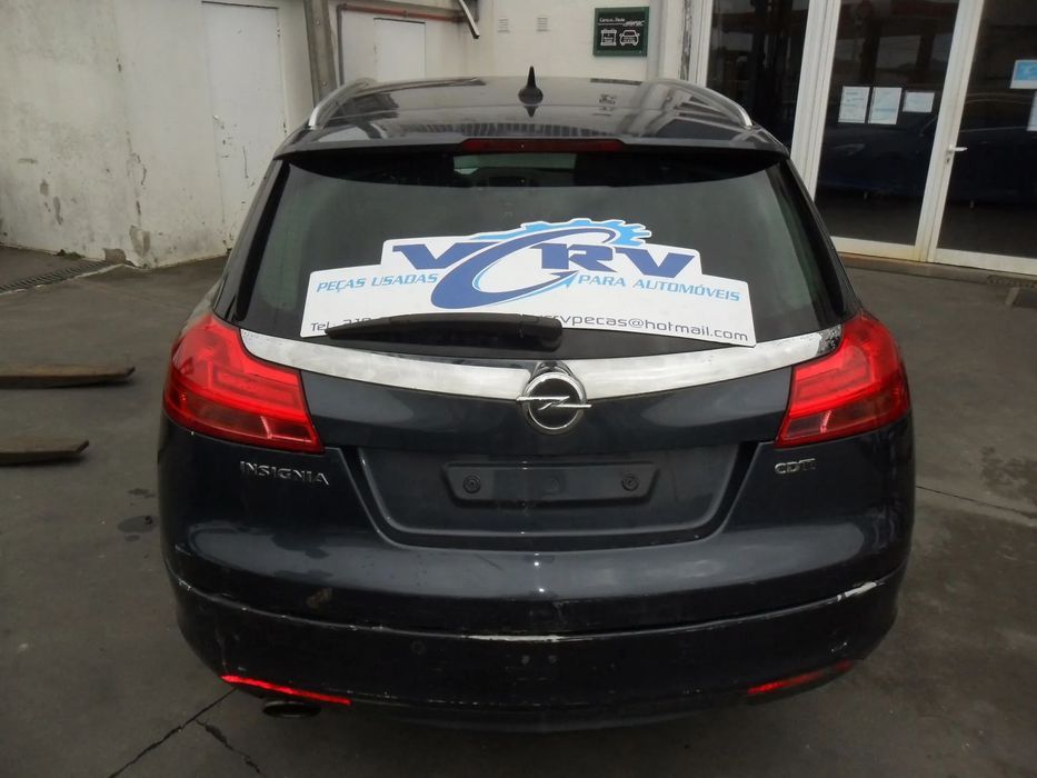 Opel Insignia carrinha - viatura para peças