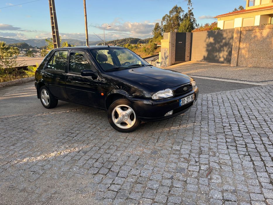 Ford Fiesta Ghia 1999