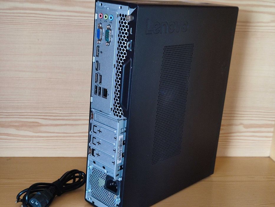 Lenovo i5-7500/8Gb/SSD 256Gb/HDMI/DP/VGA PC Computador