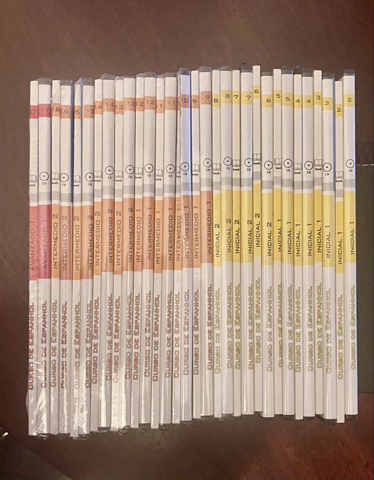 Curso de espanhol, com livro e Cd (2 a 17)