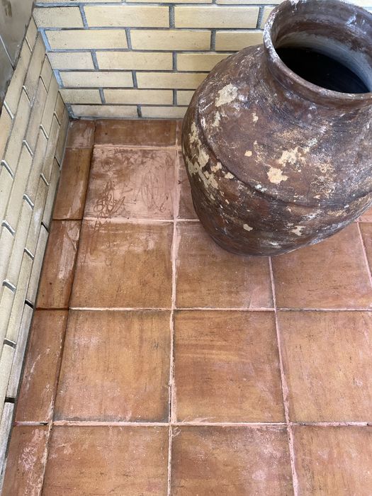 Pote Vaso olaria alentejana grande muito antigo em bom estado, possibidade de entrega