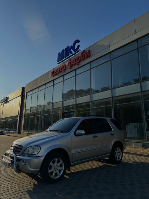 Mercedes-Benz ML 270 CDI • 2001 • Дизель • Повний привід