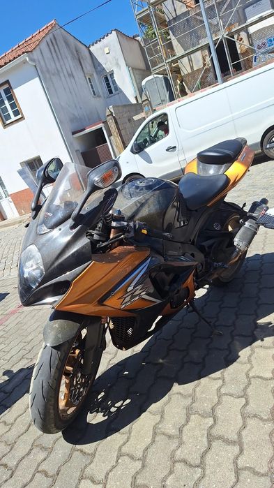 Suzuki GSXR 1000 K8