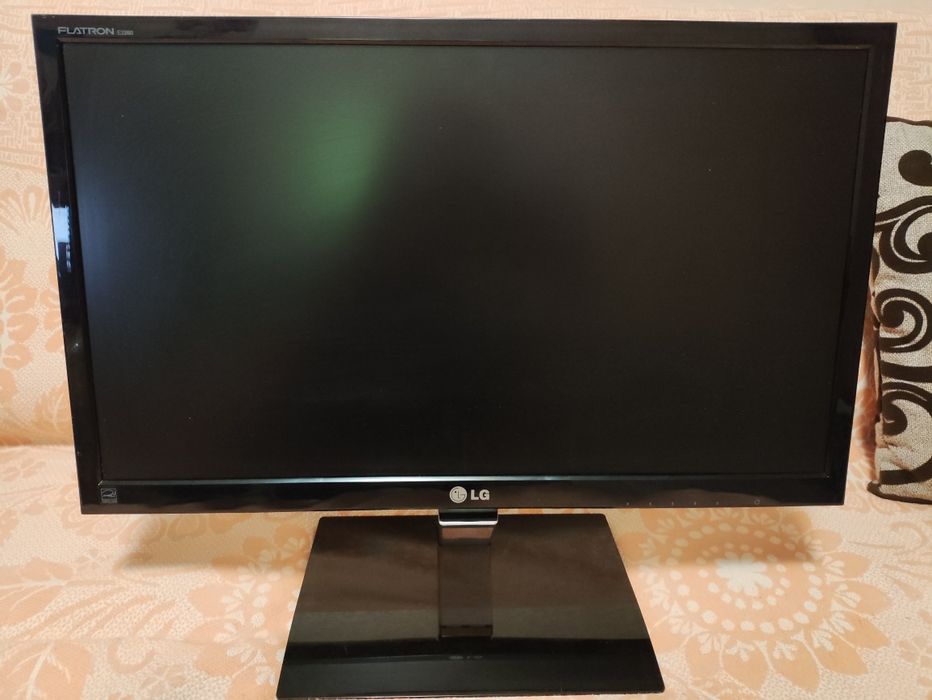 Монітор Lg Flatron E2260T - PNW
