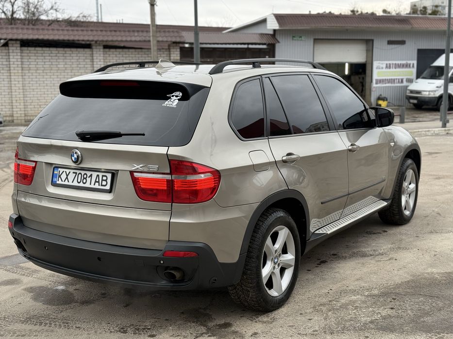 Продам BMW X5 E70