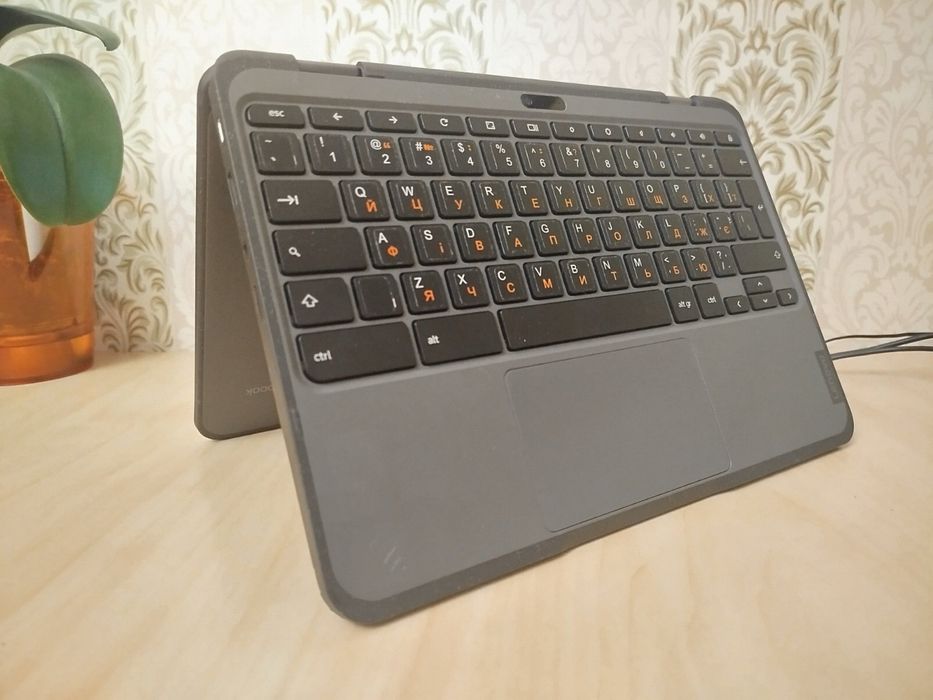 Хромбук Lenovo 500e Chromebook Gen 3