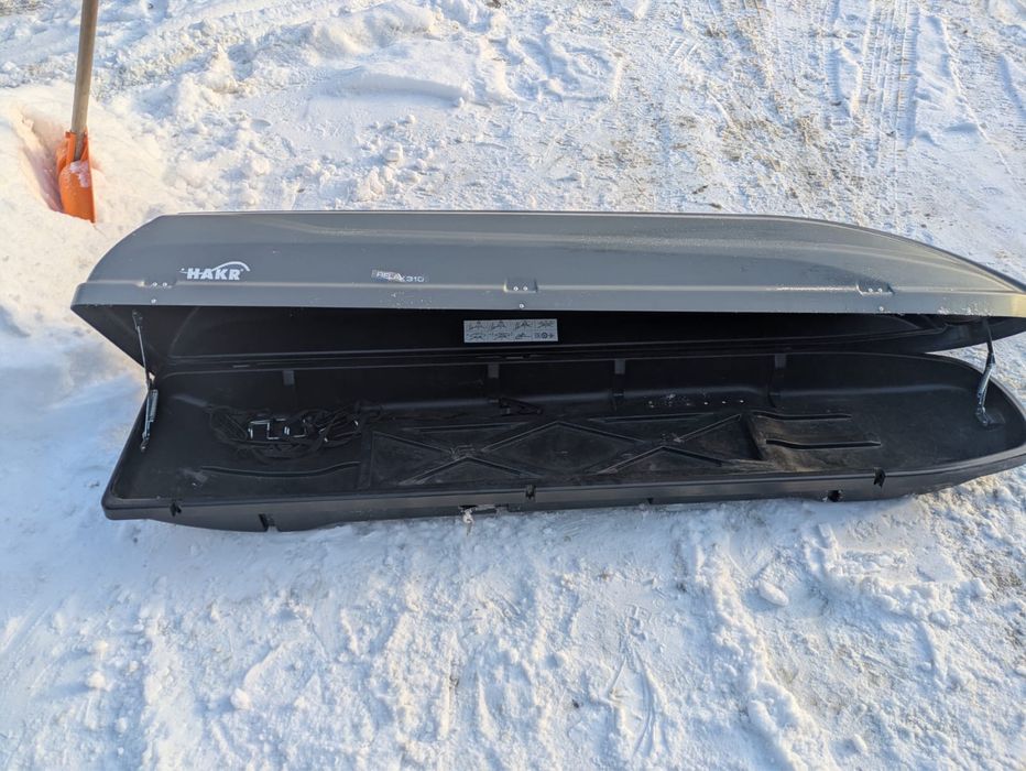 Bagażnik dachowy Hakr relax 310. Box dachowy na narty