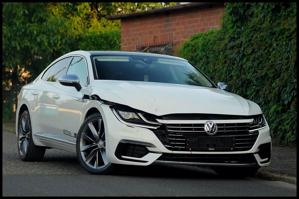 Volkswagen Arteon VW Arteon 2.0 TDI 240KM 4 Motion R Line DSG LED Xenon Navi Kamera Alu