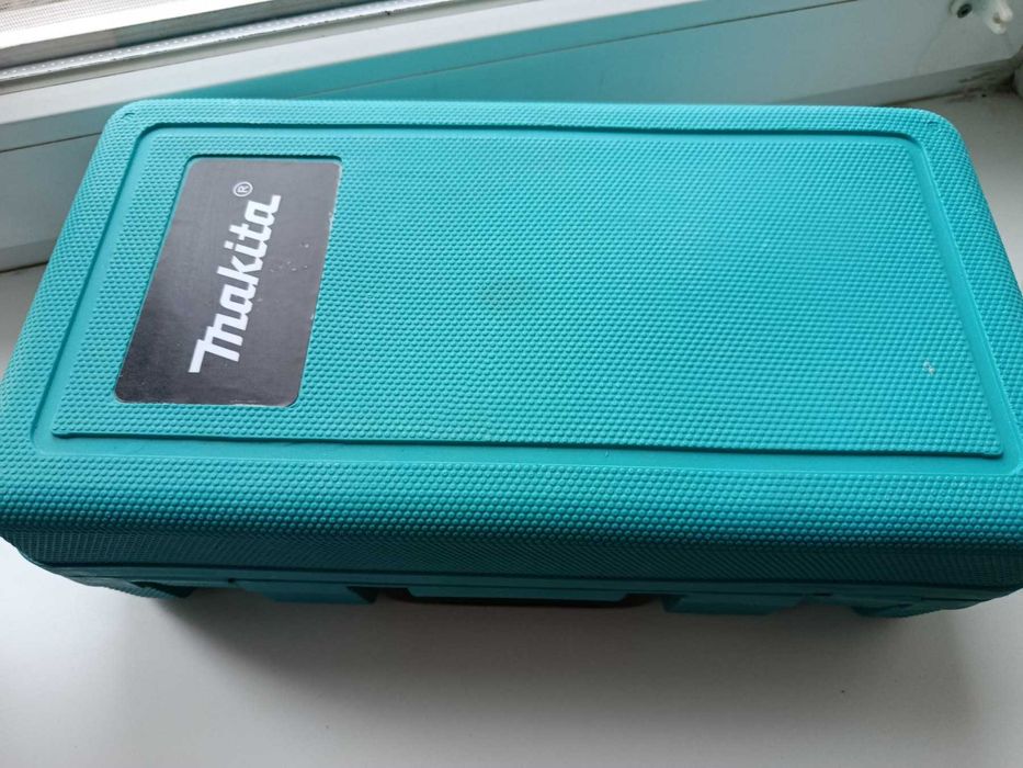 Компактна електрична КШМ (Болгарка) GA 5030 в переносному кейсі