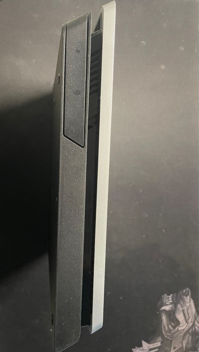 PS4 Slim Digital – Edição Gran Turismo 7