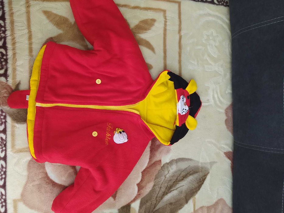 Курточка для дівчинки