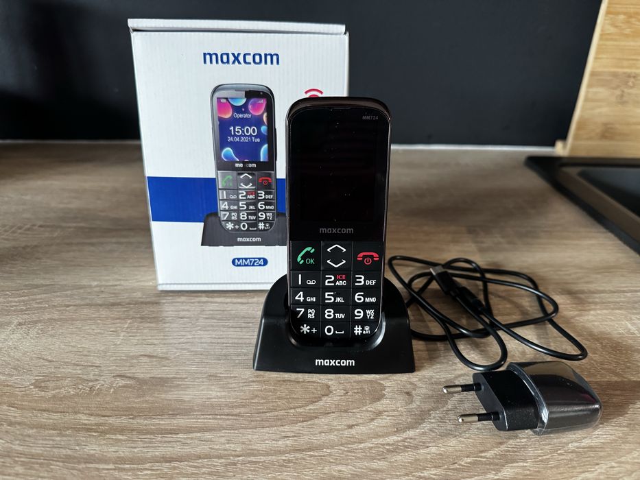 Telefon MAXCOM MM724