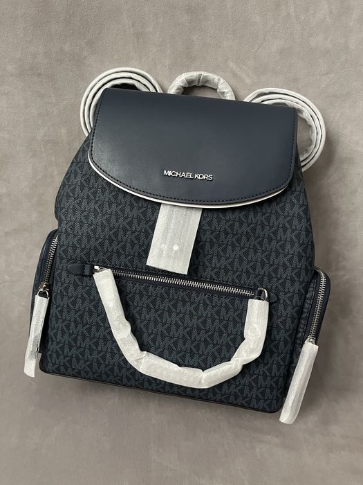 Рюкзак Michael Kors Jet Set Large Signature Logo Backpack, в наявності