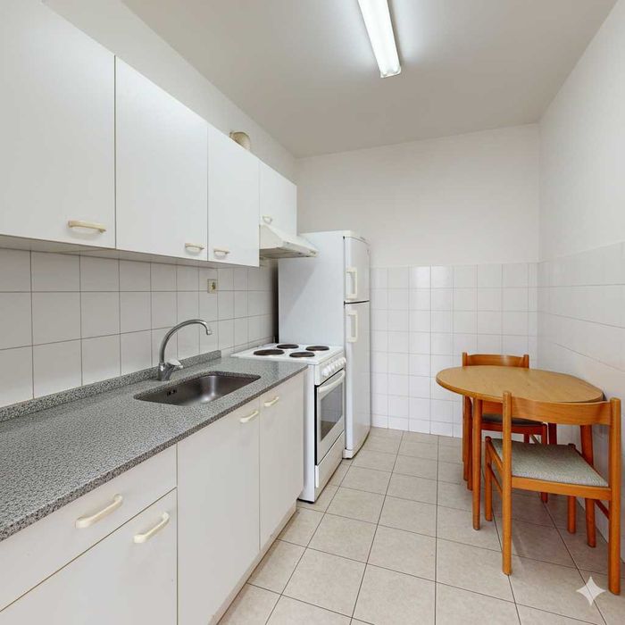 Quarto nos Olivais – 10min Metro e Spazio Shopping