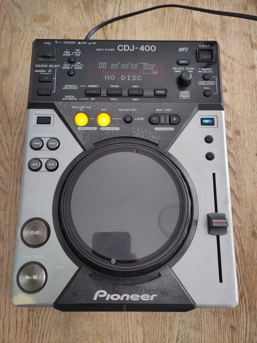 Pioneer CDJ 400 - Muito bom estado!