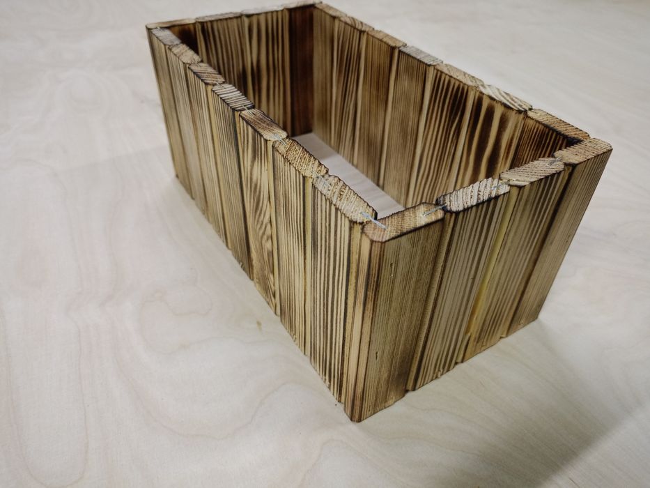 Skrzynka drewniana ozdobna stroik