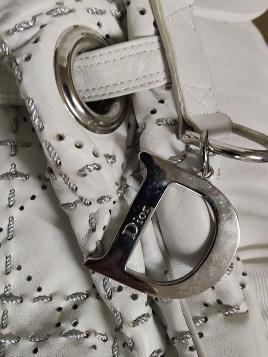 Fabulosa Mala Vintage em Pele Branca marca Christian Dior