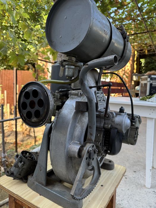 Двигатель бензиновый Д-300