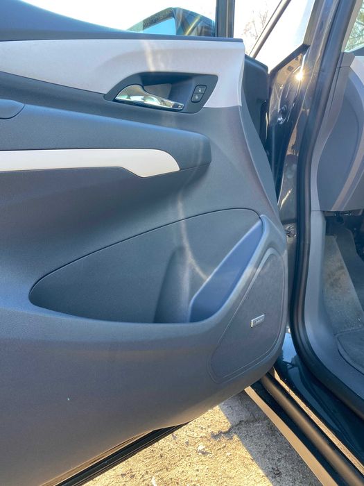 Продам Chevrolet Bolt PREMIER 2017