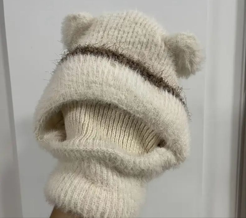 Шапка тепла зимова на дівчинку