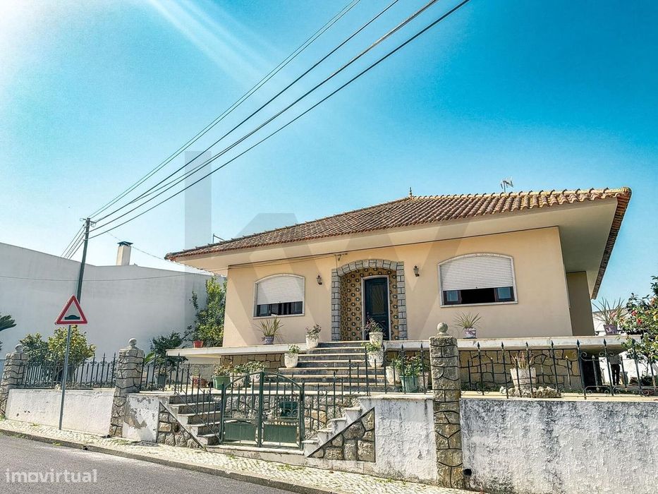 Moradia Independente T4 em Vale de Cavalos