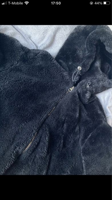 Futerko bershka czarne.